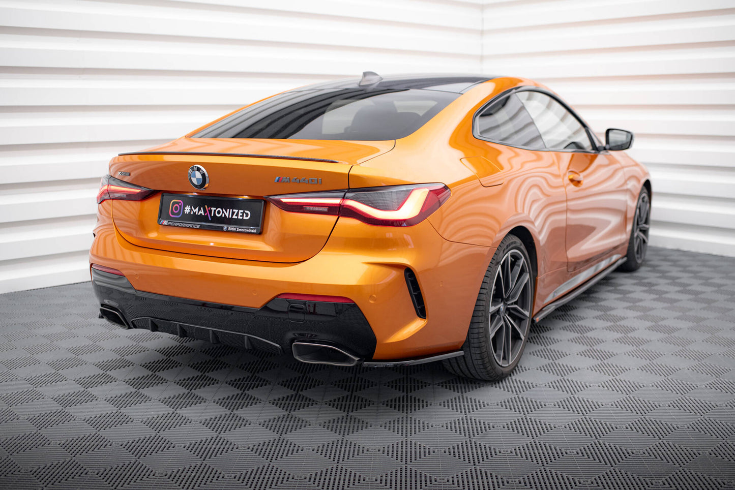 Maxton Heck Ansatz Flaps Diffusor V.1 für BMW M440I G22 schwarz Hochglanz