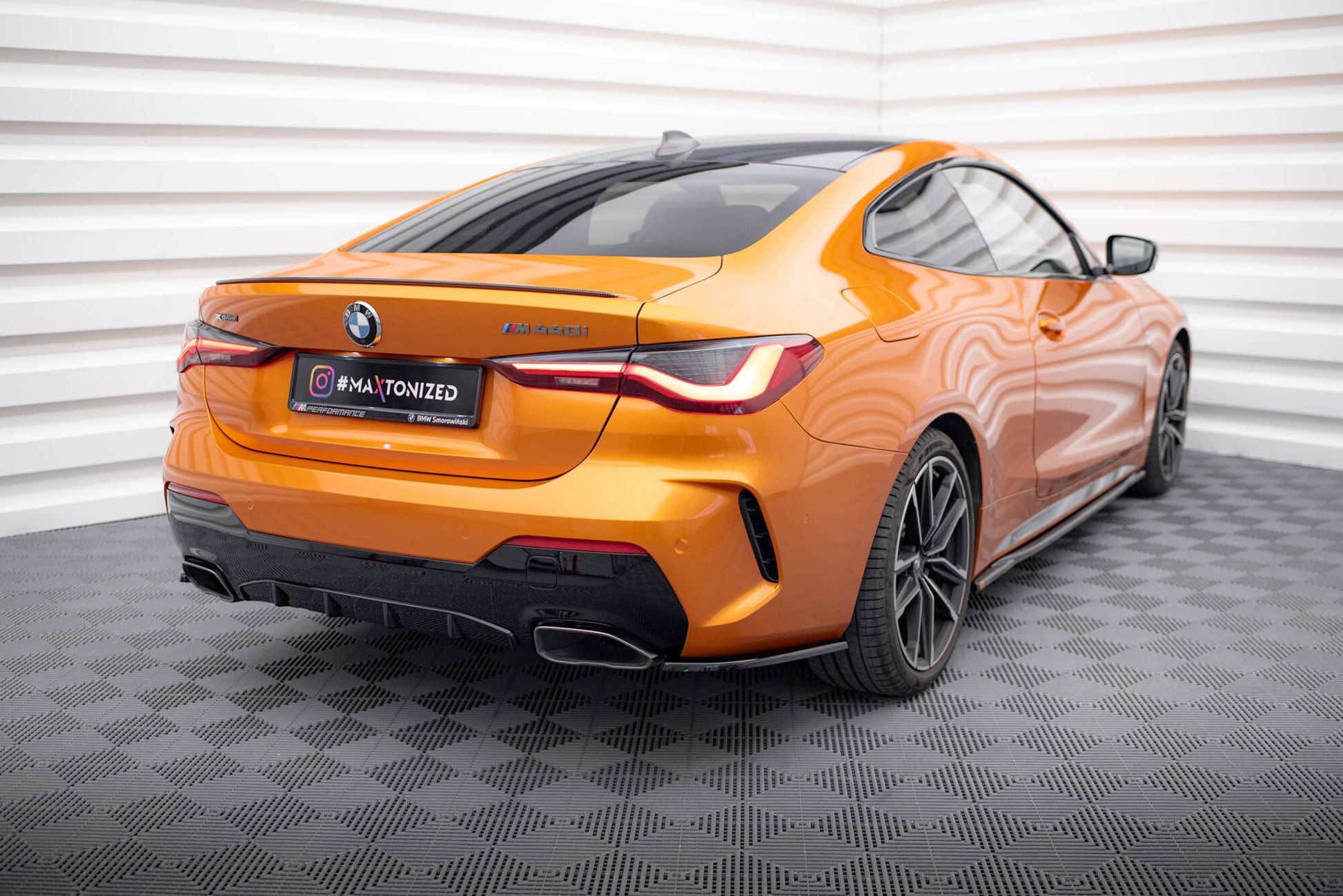 Maxton Heck Ansatz Flaps Diffusor V.1 für BMW M440I G22 schwarz Hochglanz