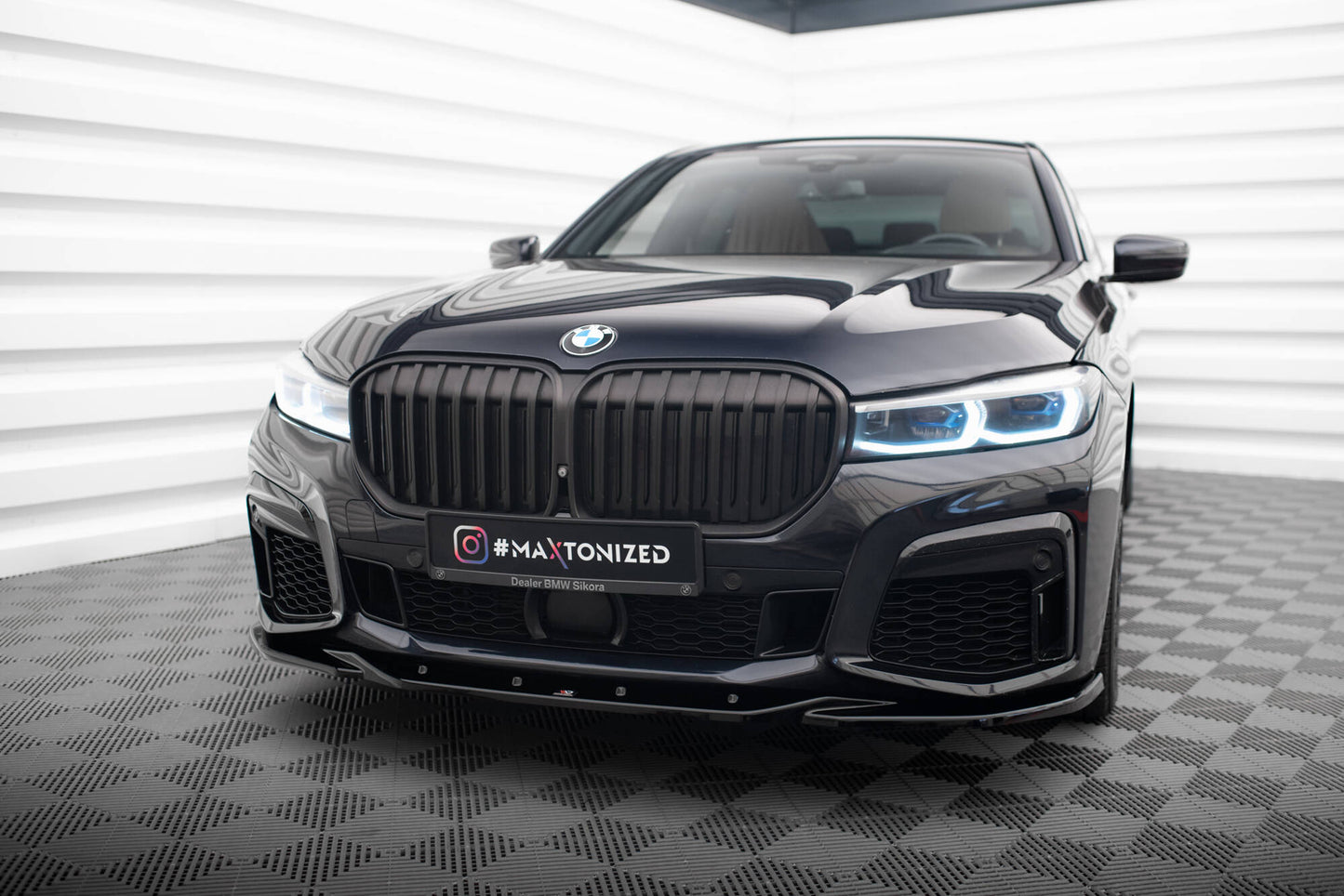 Maxton Front Ansatz V.3 für BMW 7 G11 M-Paket Facelift schwarz Hochglanz