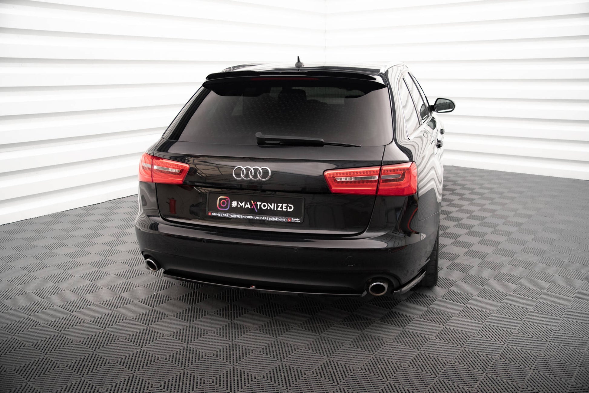 Maxton Heck Ansatz Flaps Diffusor V.2 für Audi A6 Avant C7 schwarz Hochglanz