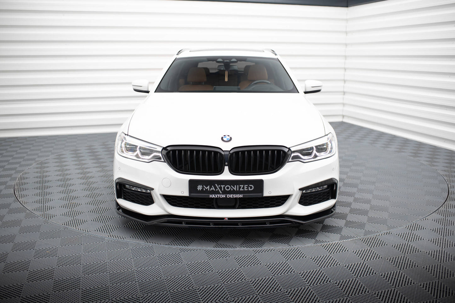Maxton Front Ansatz V.3 für BMW 5er M-Paket G30 / G31 schwarz Hochglanz