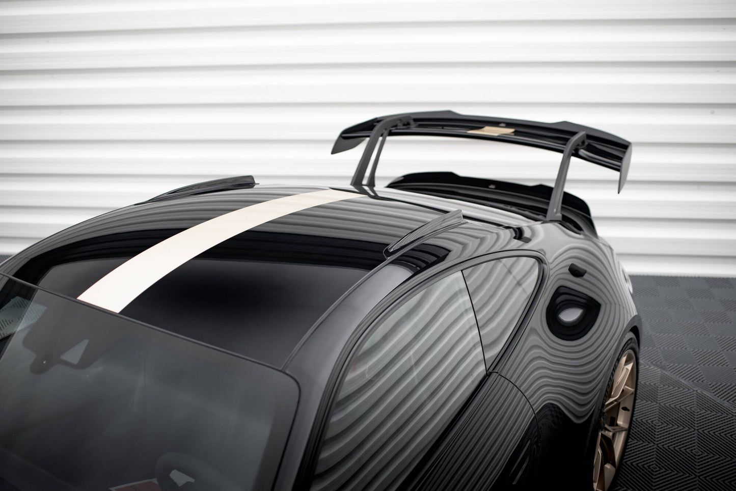 Maxton Kurze Dachschienen Porsche 911 992 GT3 schwarz Hochglanz