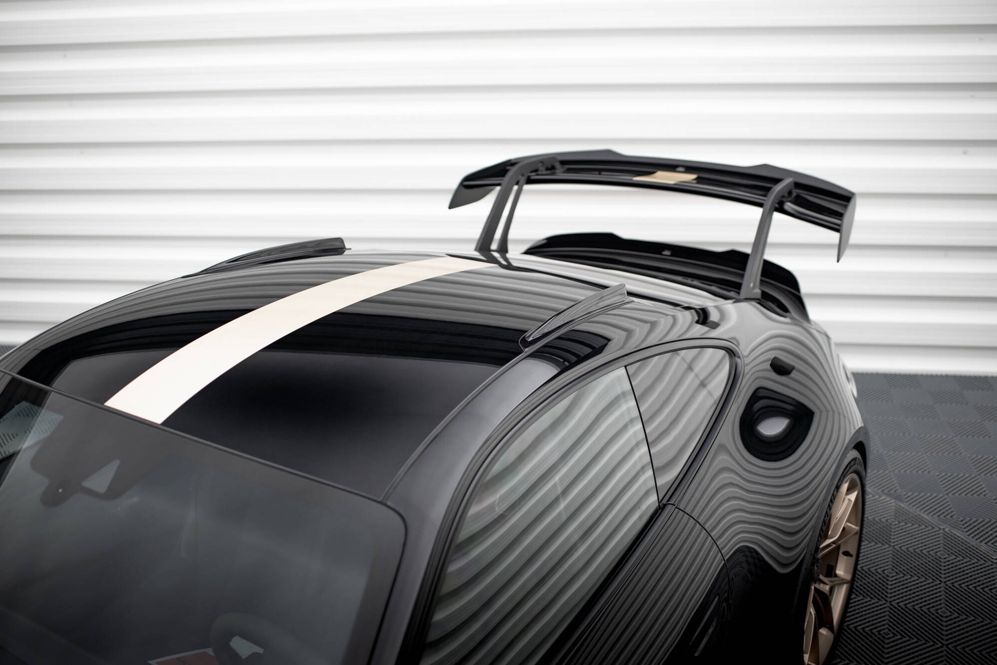 Maxton Kurze Dachschienen Porsche 911 992 GT3 schwarz Hochglanz