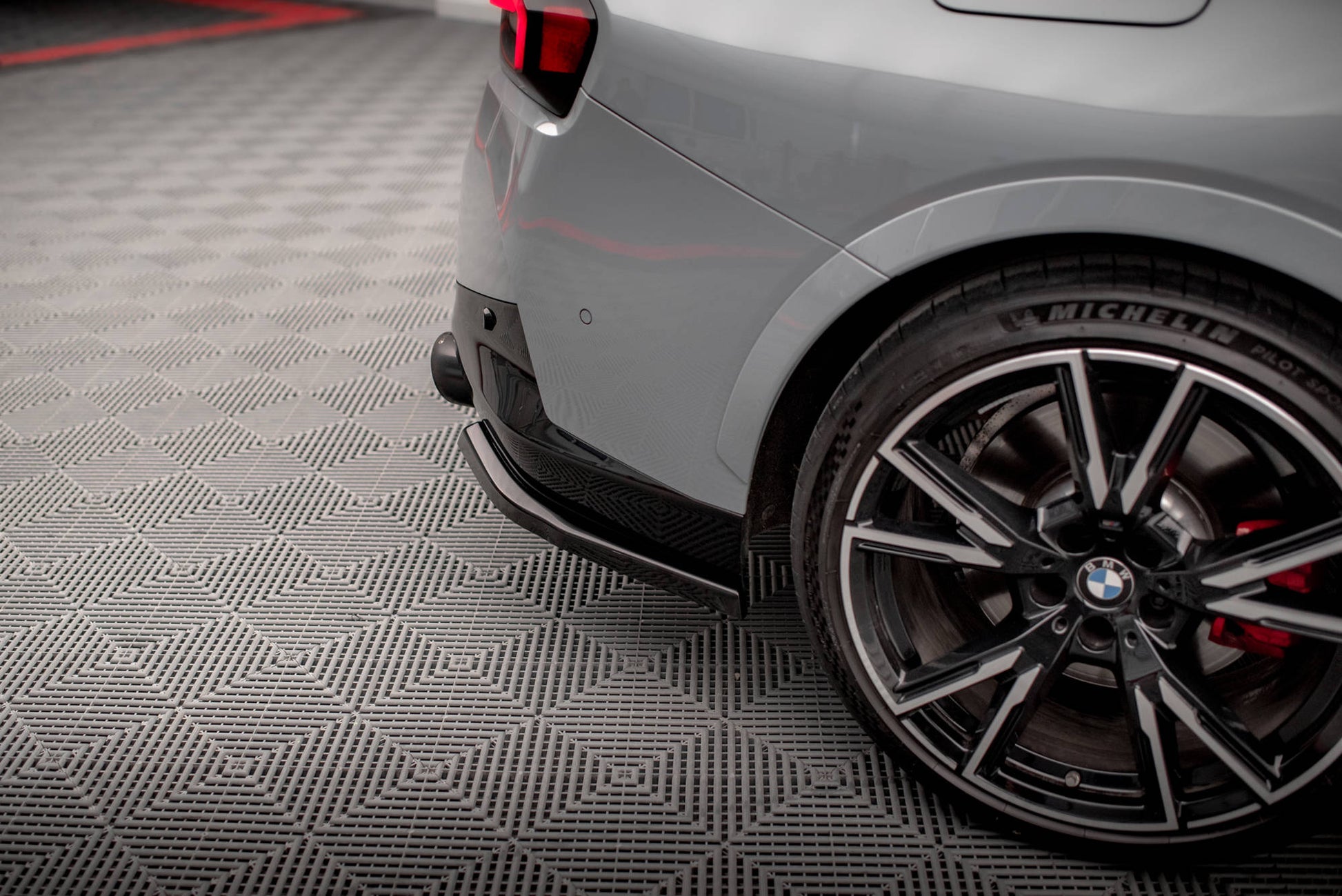 Maxton Heck Ansatz Flaps Diffusor V.2 für BMW 2 Coupe M240i G42 schwarz Hochglanz