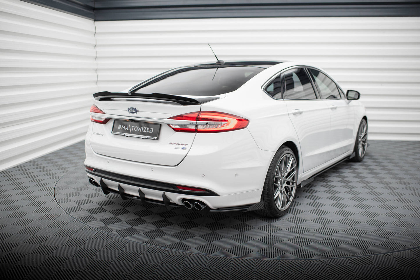 Maxton Street Pro Heck Ansatz Flaps Diffusor +Flaps für Ford Mondeo Sport Mk5 Facelift / Fusion Sport Mk2 Facelift schwarz...