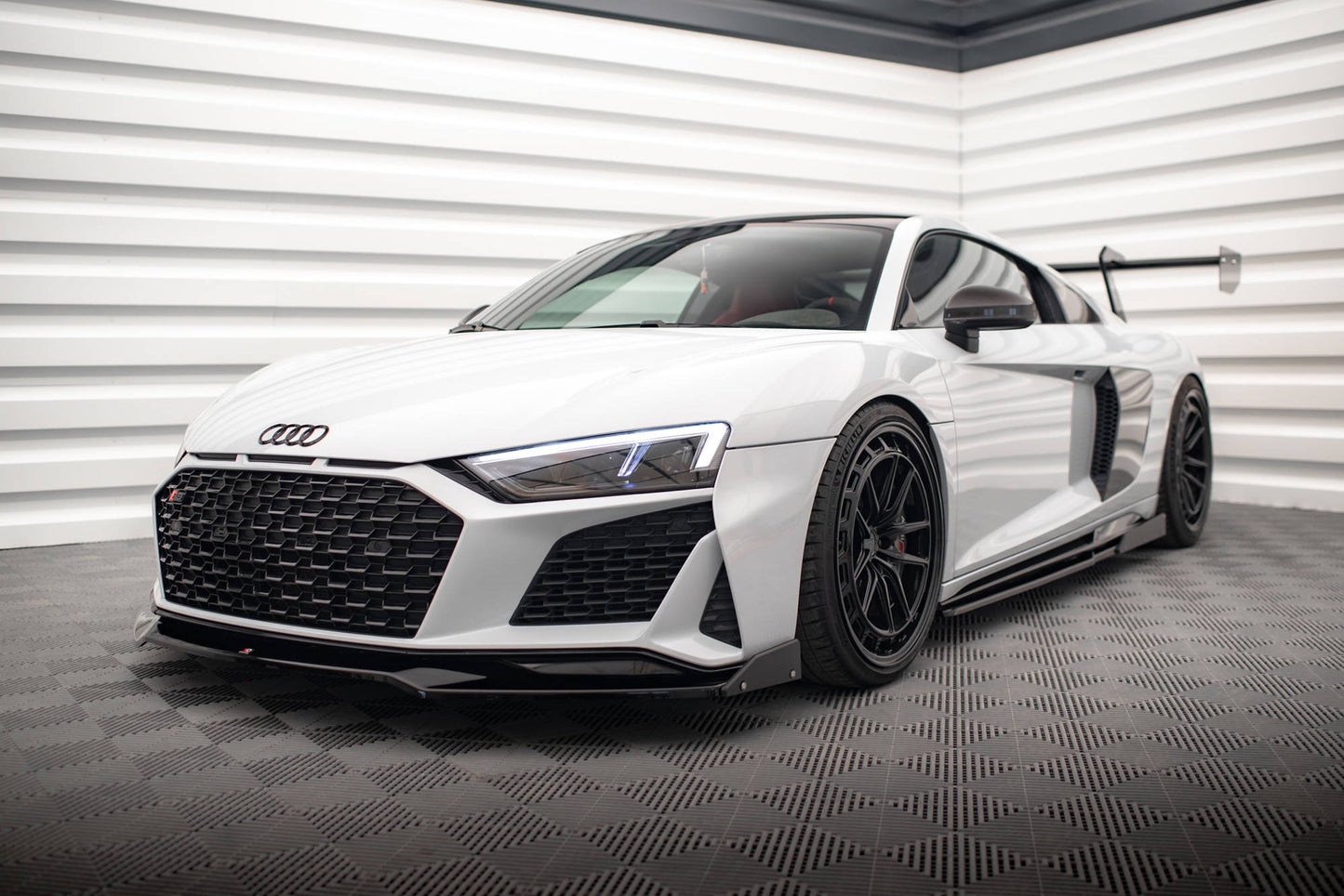 Maxton Front Ansatz V.3 +Flaps für Audi R8 Mk2 Facelift