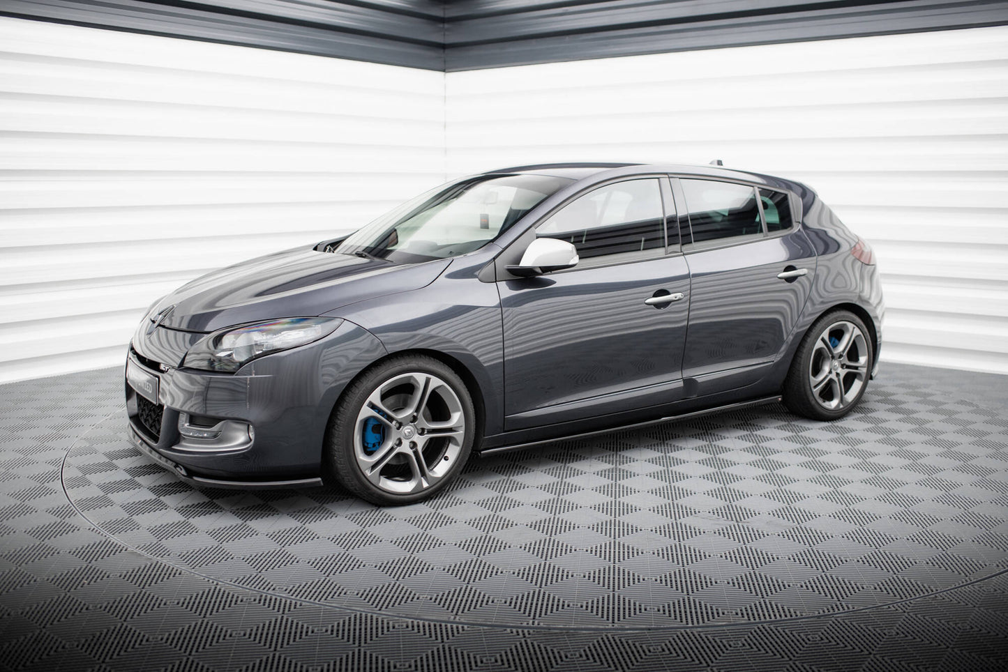 Maxton Seitenschweller Ansatz für Renault Megane GT MK3 Facelift schwarz Hochglanz