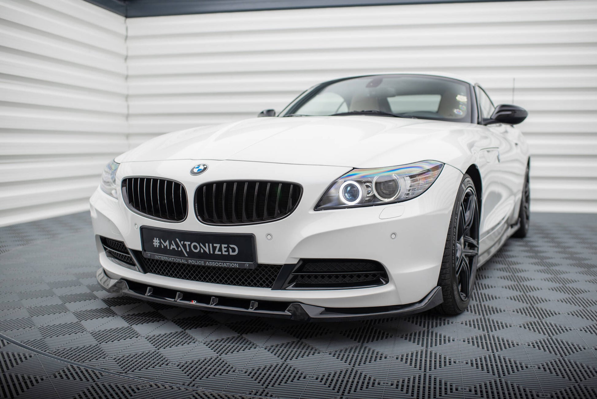 Maxton Front Ansatz V.2 für BMW Z4 E89 schwarz Hochglanz
