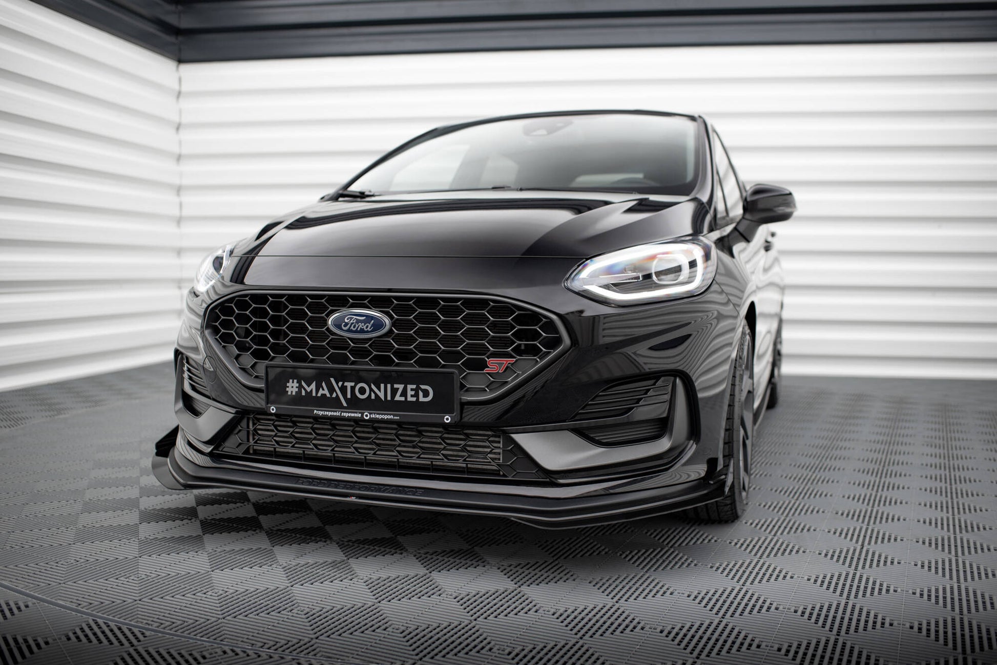 Maxton Street Pro Front Ansatz für +Flaps für + Flaps Ford Fiesta ST Mk8 Facelift schwarz Hochglanz