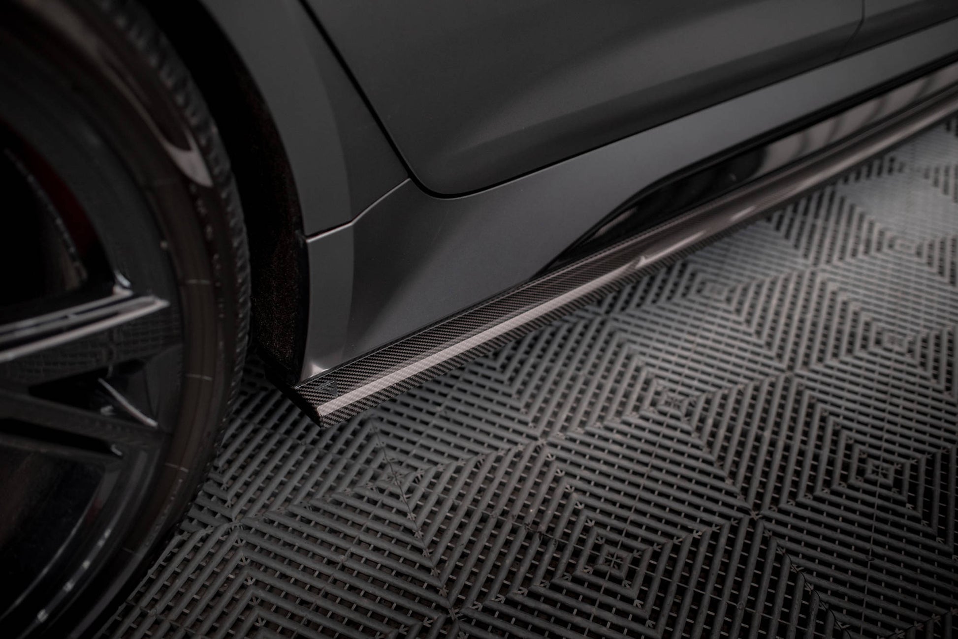 Maxton Carbon Fiber Seitenschweller Audi RS6 C8 / RS7 C8