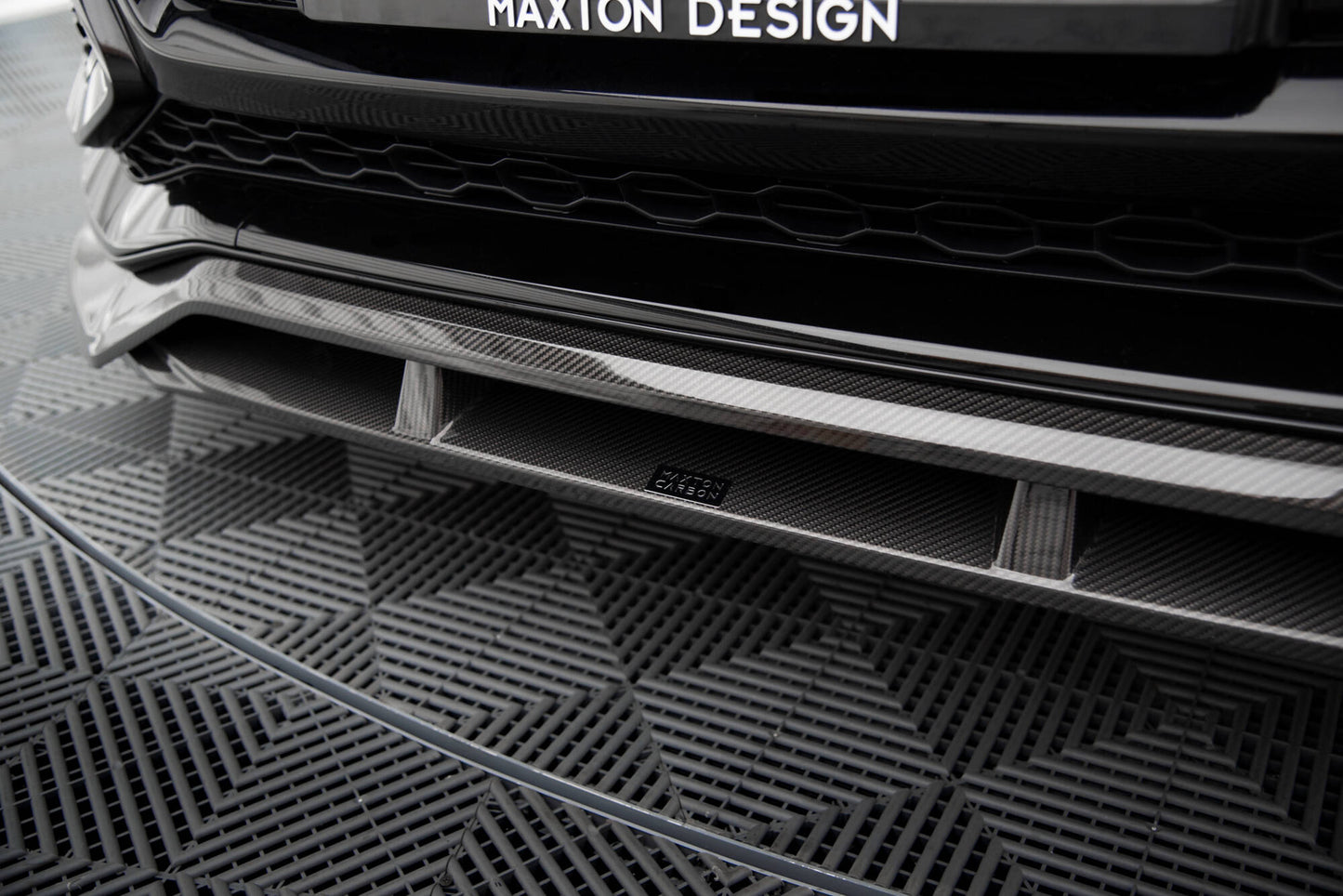 Maxton Set of Carbon Splitters Audi RSQ8 Mk1 schwarz matt