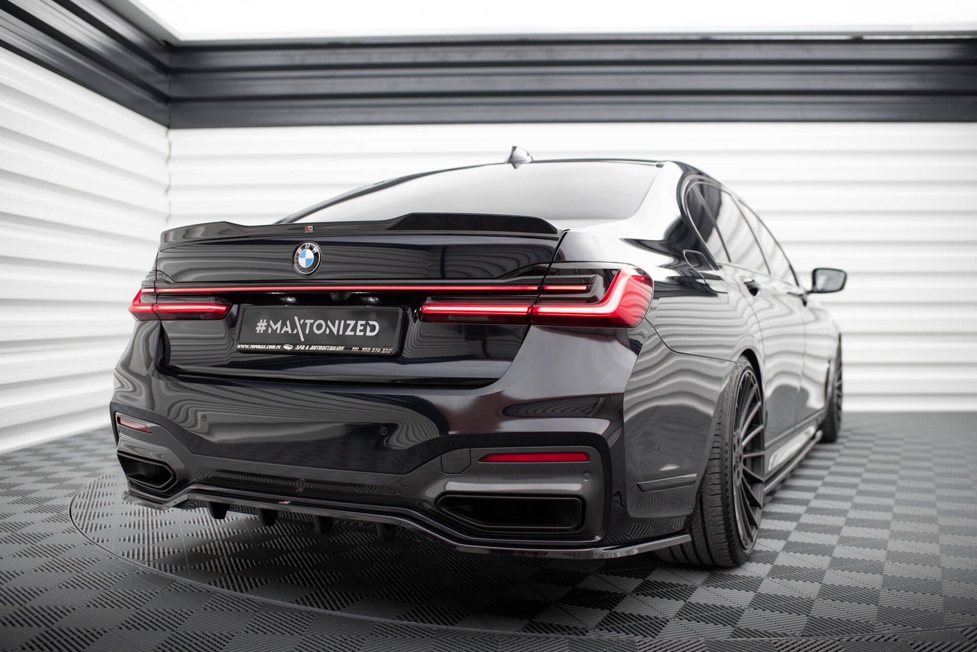 Maxton Spoiler CAP für 3D BMW 7 G11 schwarz Hochglanz