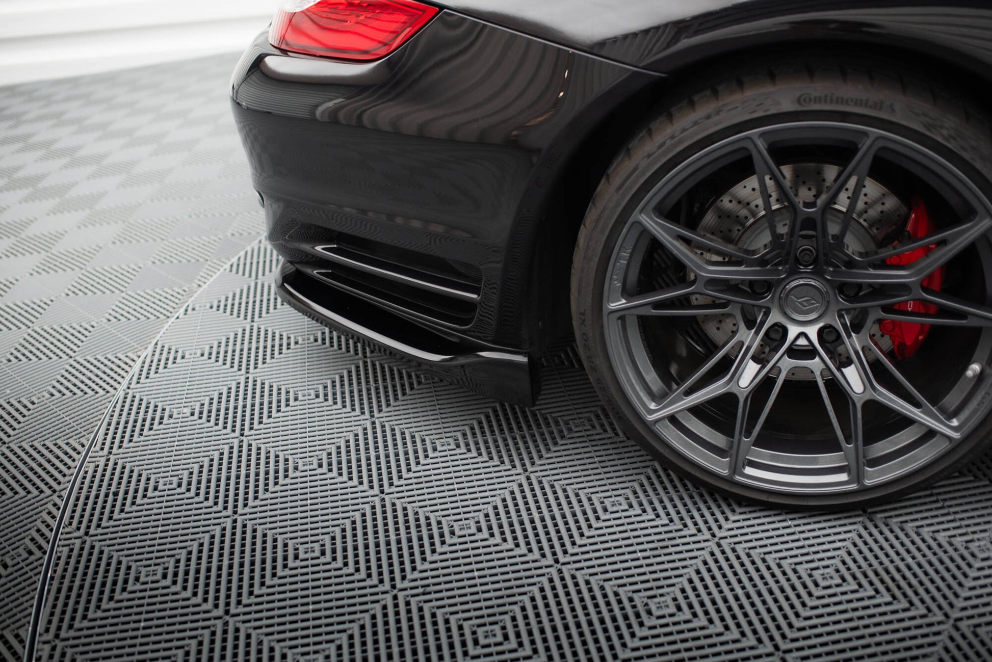 Maxton Mittlerer Diffusor Heck Ansatz DTM Look für Porsche 911 Turbo 997 schwarz Hochglanz