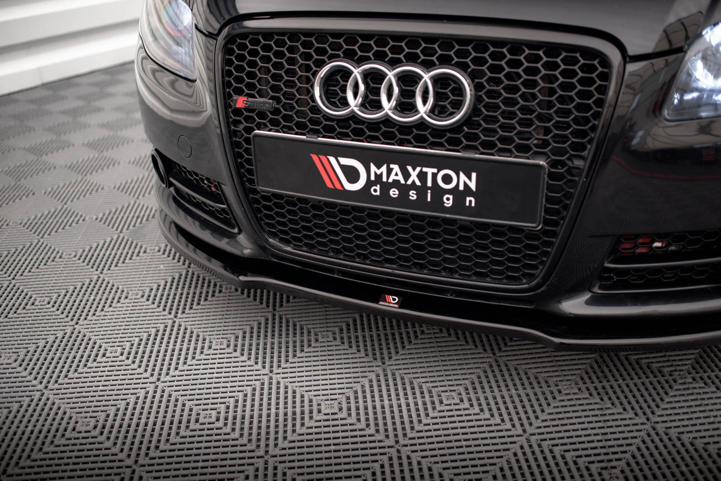 Maxton Front Ansatz für Audi A4 S-Line B7 schwarz Hochglanz