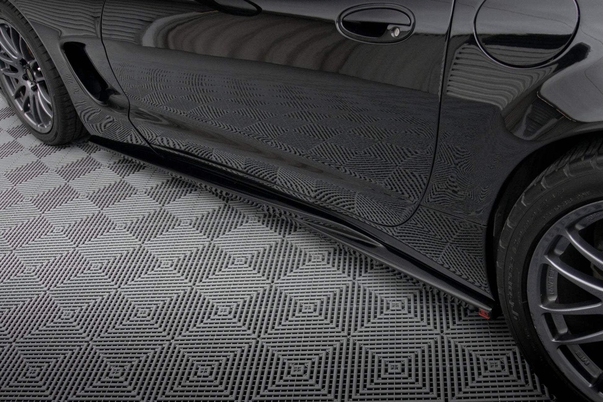 Maxton Seitenschweller Ansatz für Chevrolet Corvette C5 schwarz Hochglanz