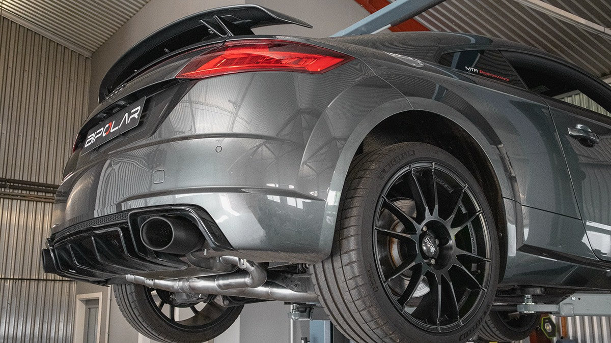 Grail Auspuffanlage Audi TT RS ohne Endrohre DAZA Cabrio Montage bei Grail