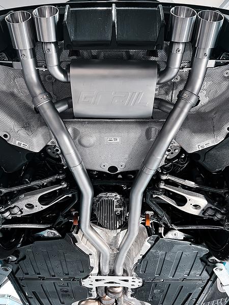 Grail Auspuffanlage BMW G8x M3/M4 3-Zoll Schwarze Endrohre Montage bei Grail