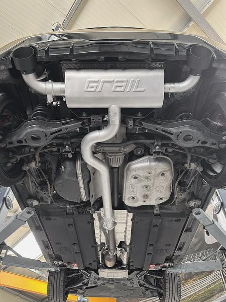 Grail Auspuffanlage Toyota Yaris GR Schwarze Endrohre