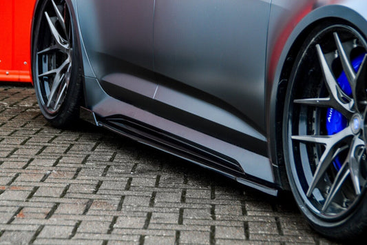 Seitenschwellersatz mit Wing Audi RS7 Typ C8 4K ab Bj.:2019 - Carbon