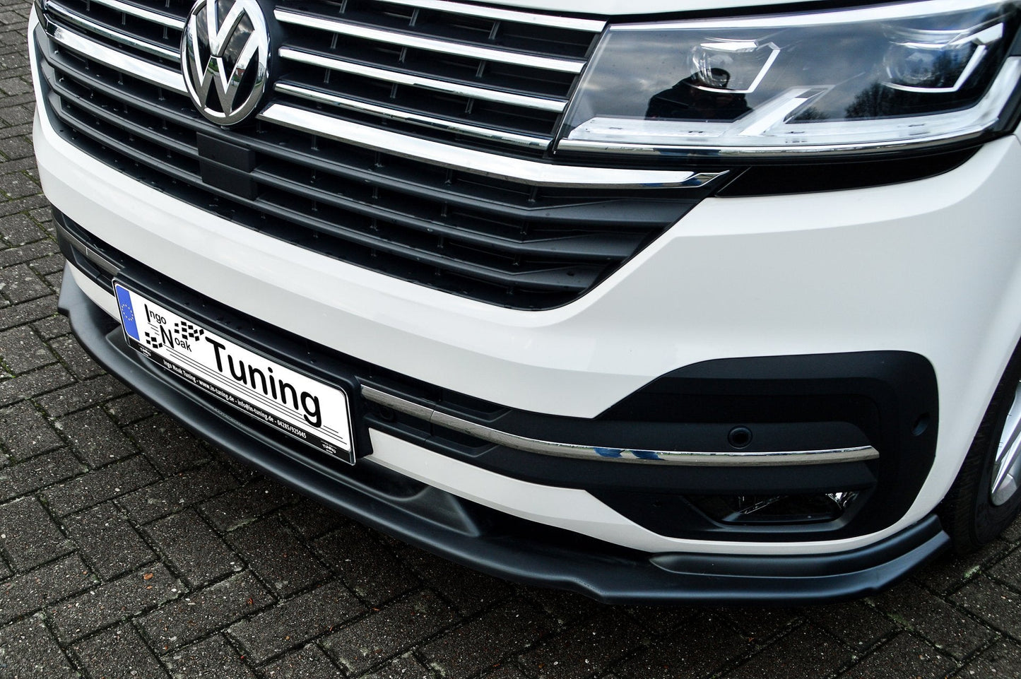 CUP Frontspoilerlippe ABS Volkswagen Bus T6 ab Bj.: 2019- Schwarz Glanz