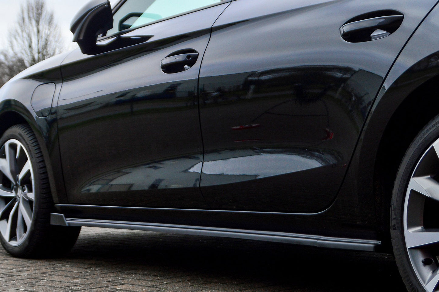 CUP Seitenschwellersatz mit Wing vorne Seat Leon 4 ( KL) ab Bj.: 2020- Carbon