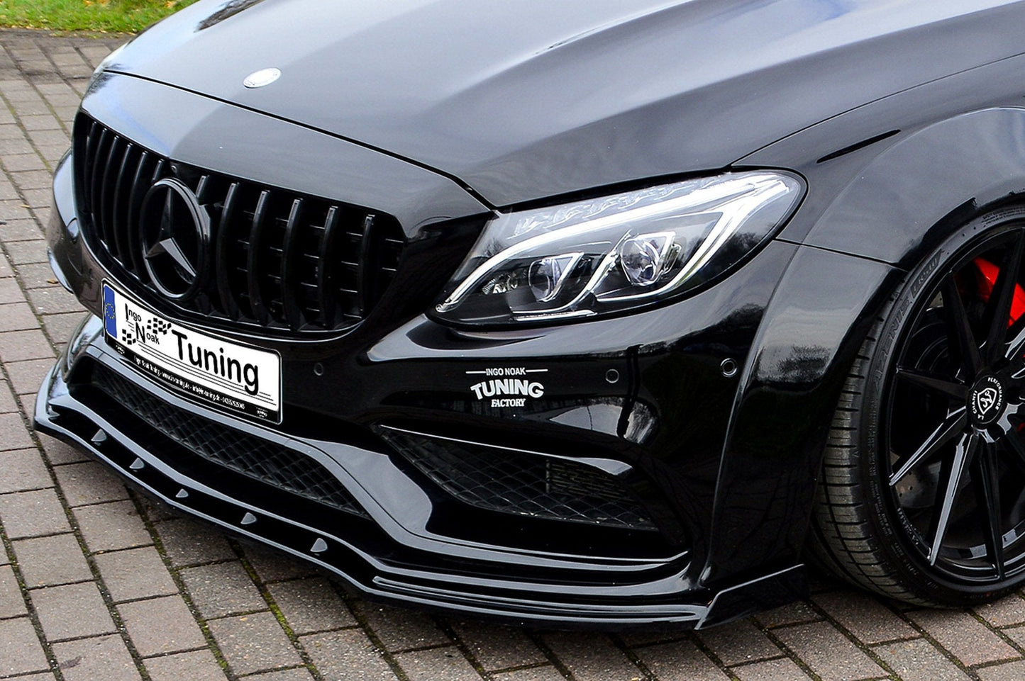 CUP Frontspoilerlippe mit Seitenwing Mercedes Benz C63 AMG W205 Schwarz Glanz