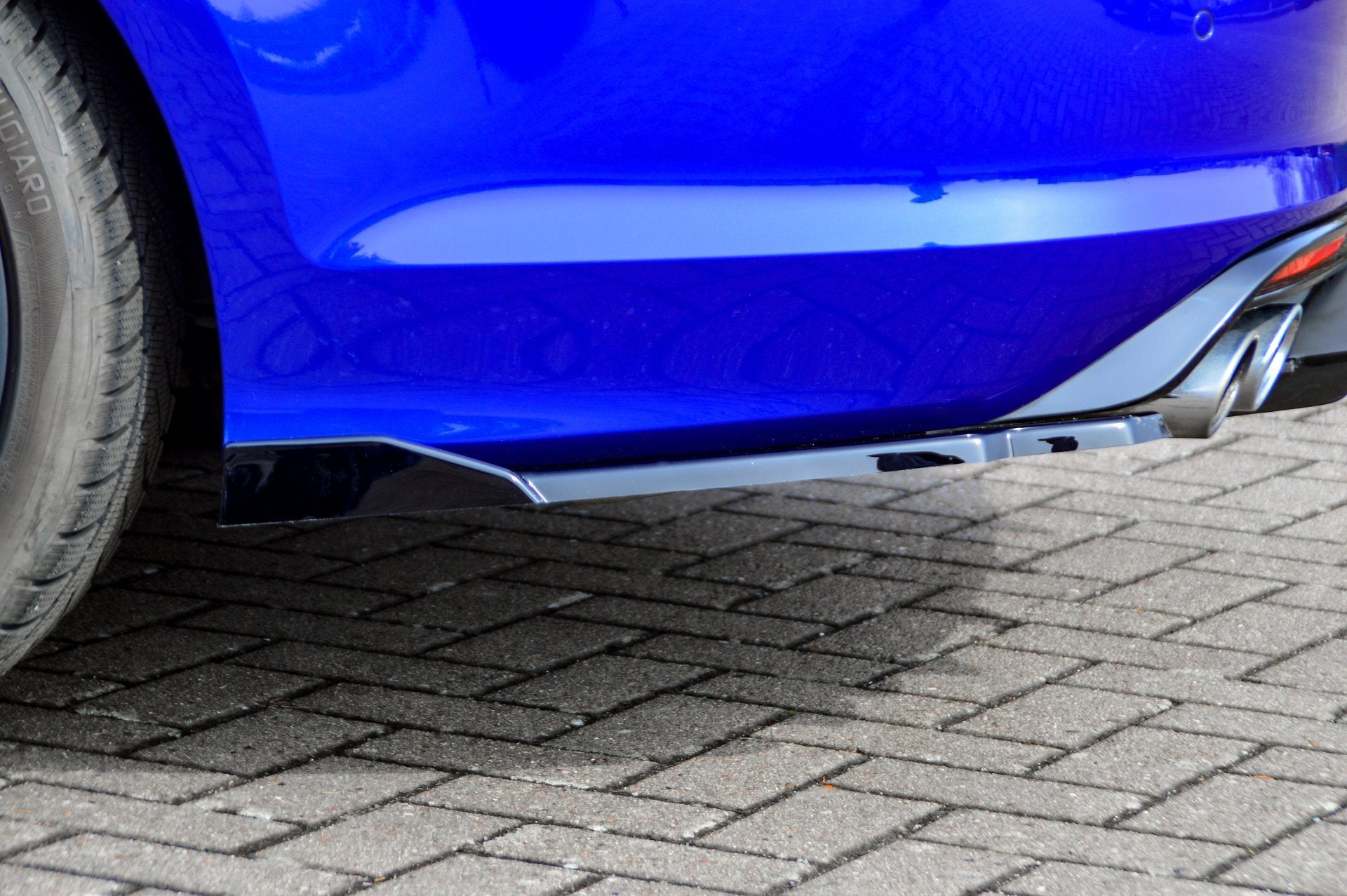 Heckansatz L/R Volkswagen Golf 7 R+ R-Line Bj.: 2013-2017 Schwarz Glanz