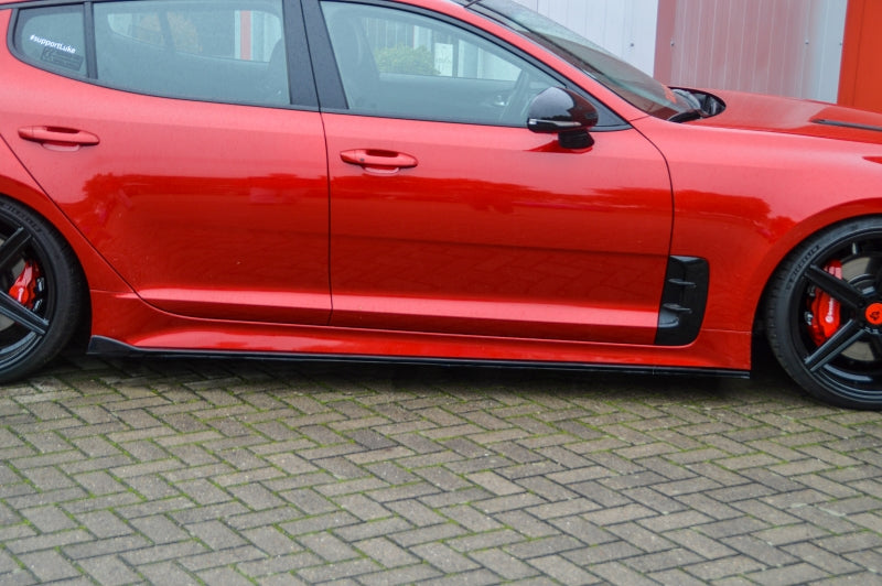 CUP 3 Seitenschweller Kia Stinger CK Ab Bj.:2017 Schwarz Matt