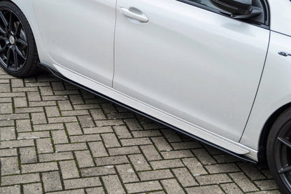 Seitenschwellersatz mit Wing Peugeot 308II GT, GTI, GT-Line Schwarz Matt