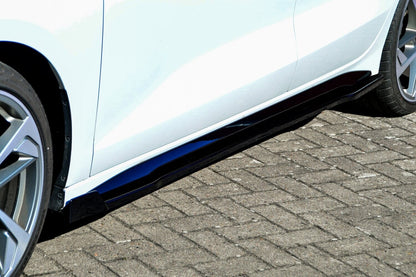 CUP Seitenschwellersatz mit Wing vorne Audi A3, 8Y Ab Bj.: 2019 - Carbon