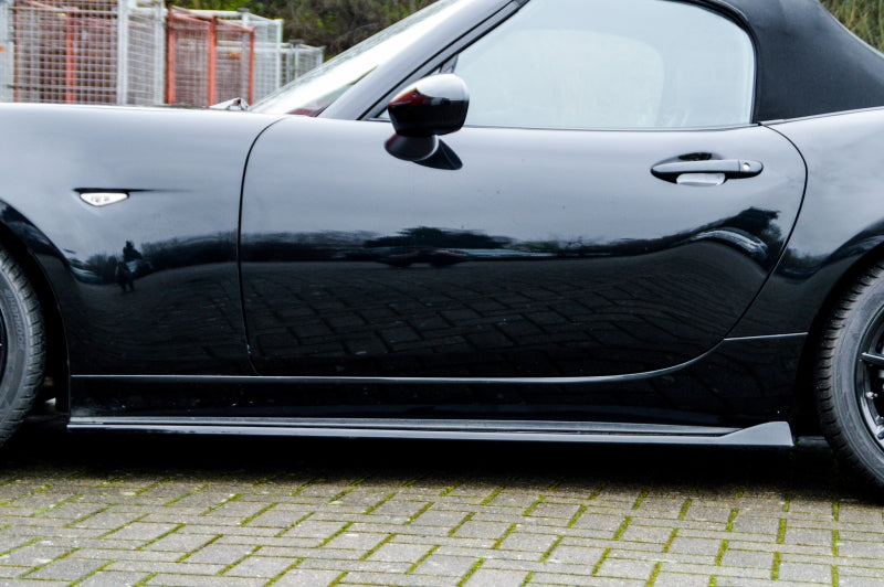 CUP 3 Seitenschweller Mazda MX5, ND/RF ab Bj.: 2015- Schwarz Glanz