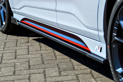 CUP Seitenschwellersatz mit Wing vorne Hyundai Kona N-Line Schwarz Glanz