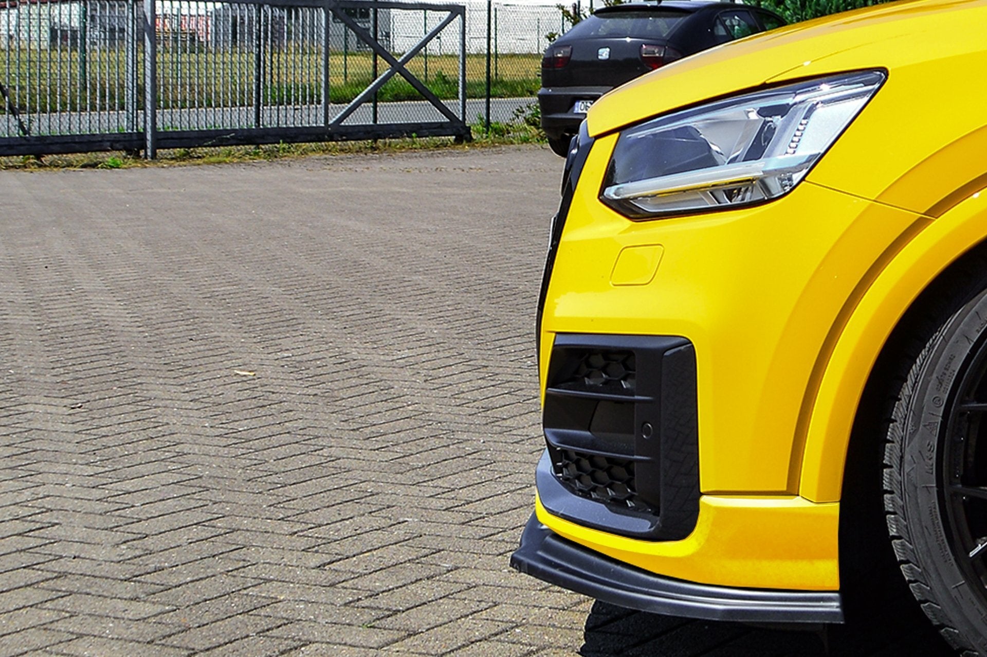 CUP Frontspoilerlippe ABS Audi Q2 GA, MK1 Sport Bj.: 2016-2020 Carbon