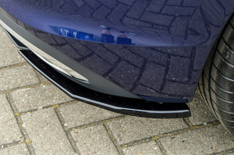 Heckansatz Seitenteile ABS Volkswagen Golf 8 ab Bj.: 12/2019- Carbon
