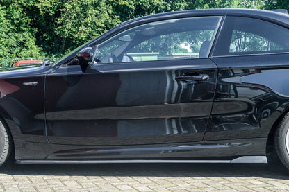 CUP Seitenschweller BMW 1er E82//88 Bj.: 2007-2013 Schwarz Matt