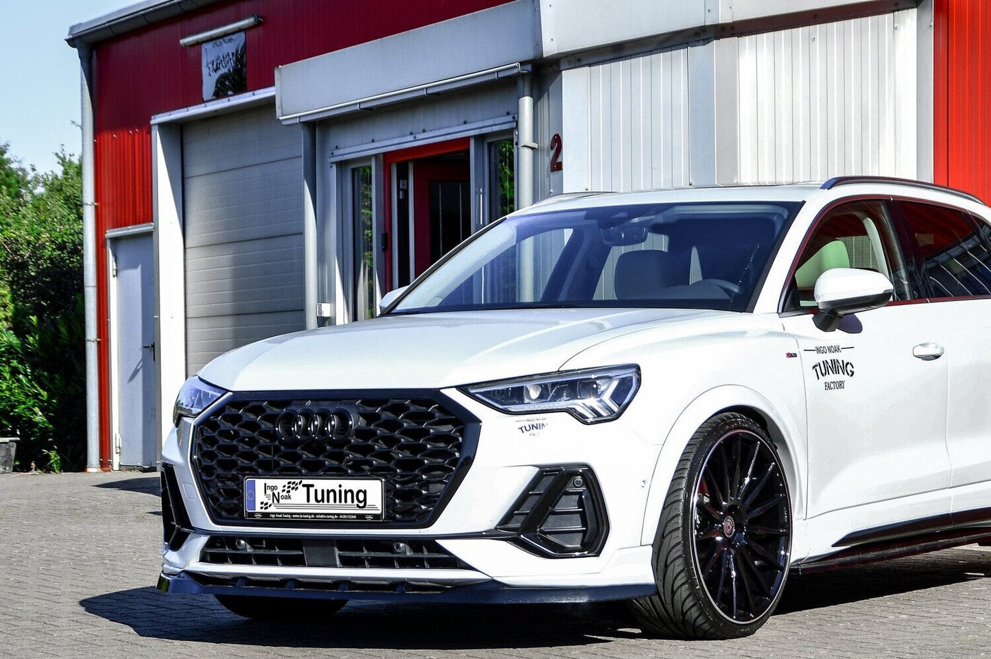 CUP Frontspoilerlippe ABS Audi Q3, Typ F3 ab Bj.: 2018- Schwarz Glanz