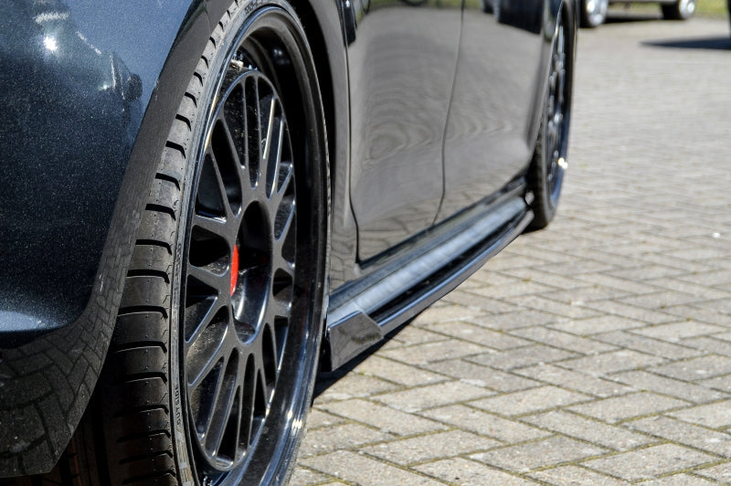 CUP 3 Seitenschweller Volkswagen Golf 7 GTI + GTD Typ AU Schwarz Matt