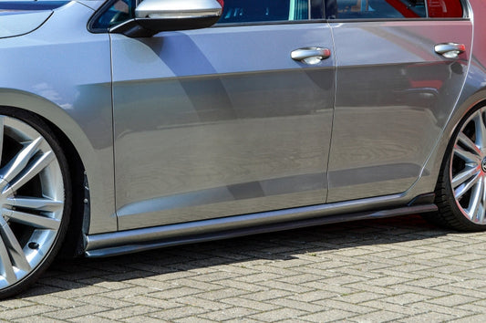 Seitenschwellersatz mit Wing Volkswagen Golf 7 Typ AU Schwarz Matt