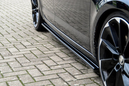 CUP Seitenschwellersatz Skoda Octavia RS 5E ab Bj.: 2016- Carbon