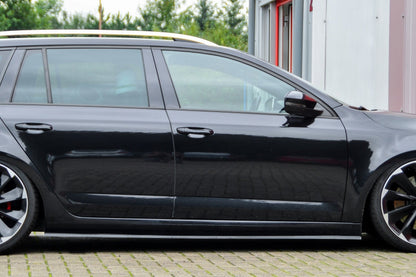 CUP Seitenschwellersatz Skoda Octavia RS 5E ab Bj.: 2013-2016 Carbon