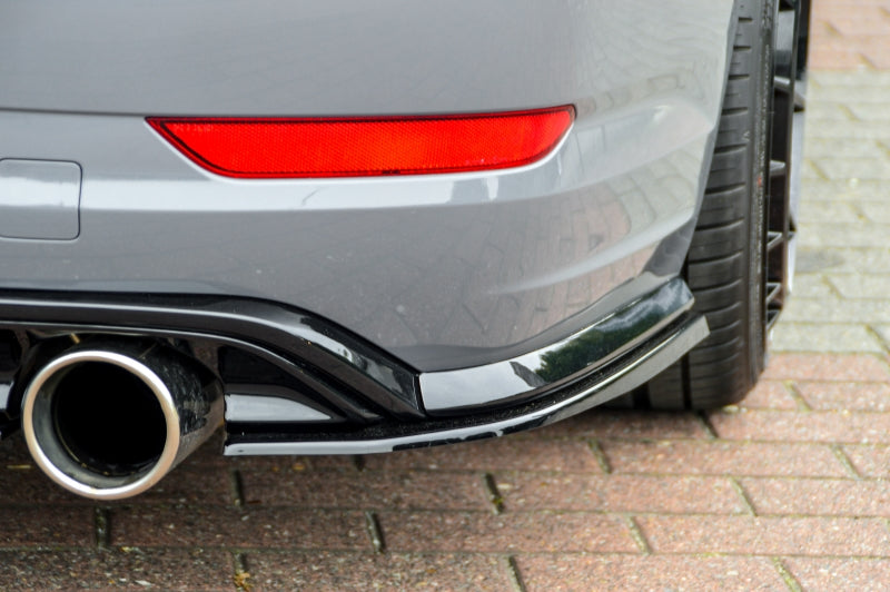 Heckansatz Seitenteile ABS Volkswagen Jetta 7, GLI ab Bj.: 2019- Schwarz Matt