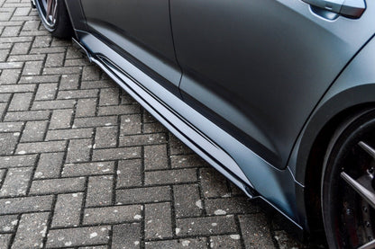 Seitenschwellersatz mit Wing Audi RS6, Typ C8 4K ab Bj.:2019 - Carbon