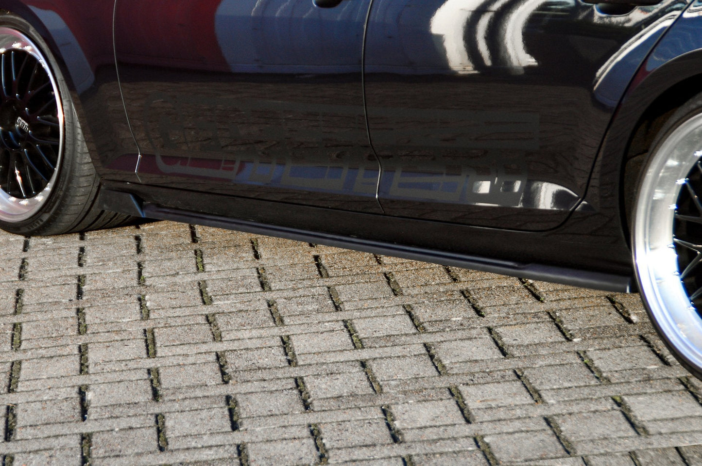 Seitenschwellersatz mit Wing Audi A4 B9 Bj.:2015-2019 Schwarz Glanz