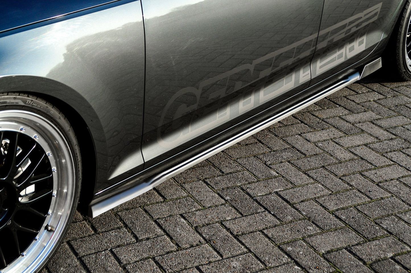 Seitenschwellersatz mit Wing Audi A4 B9 Bj.:06/2018-05/2019 Carbon