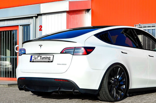 Gefräster Heckansatz Tesla Model Y Bj.:2020- Schwarz Matt