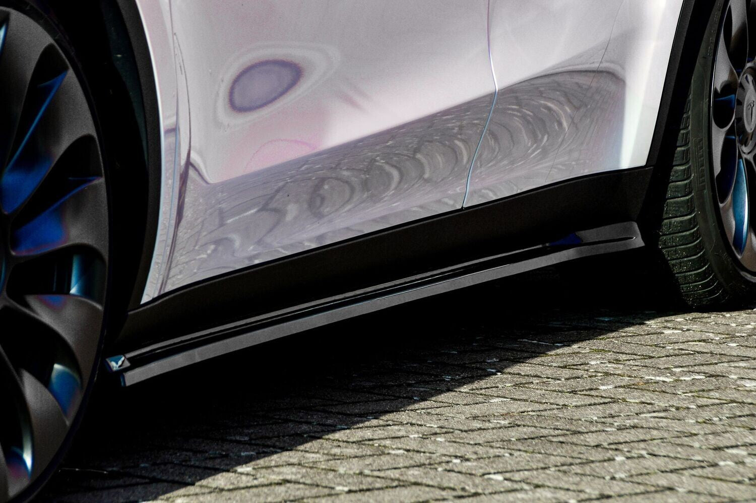 Seitenschwellersatz ABS Tesla Model Y Bj.:2020- Schwarz Glanz