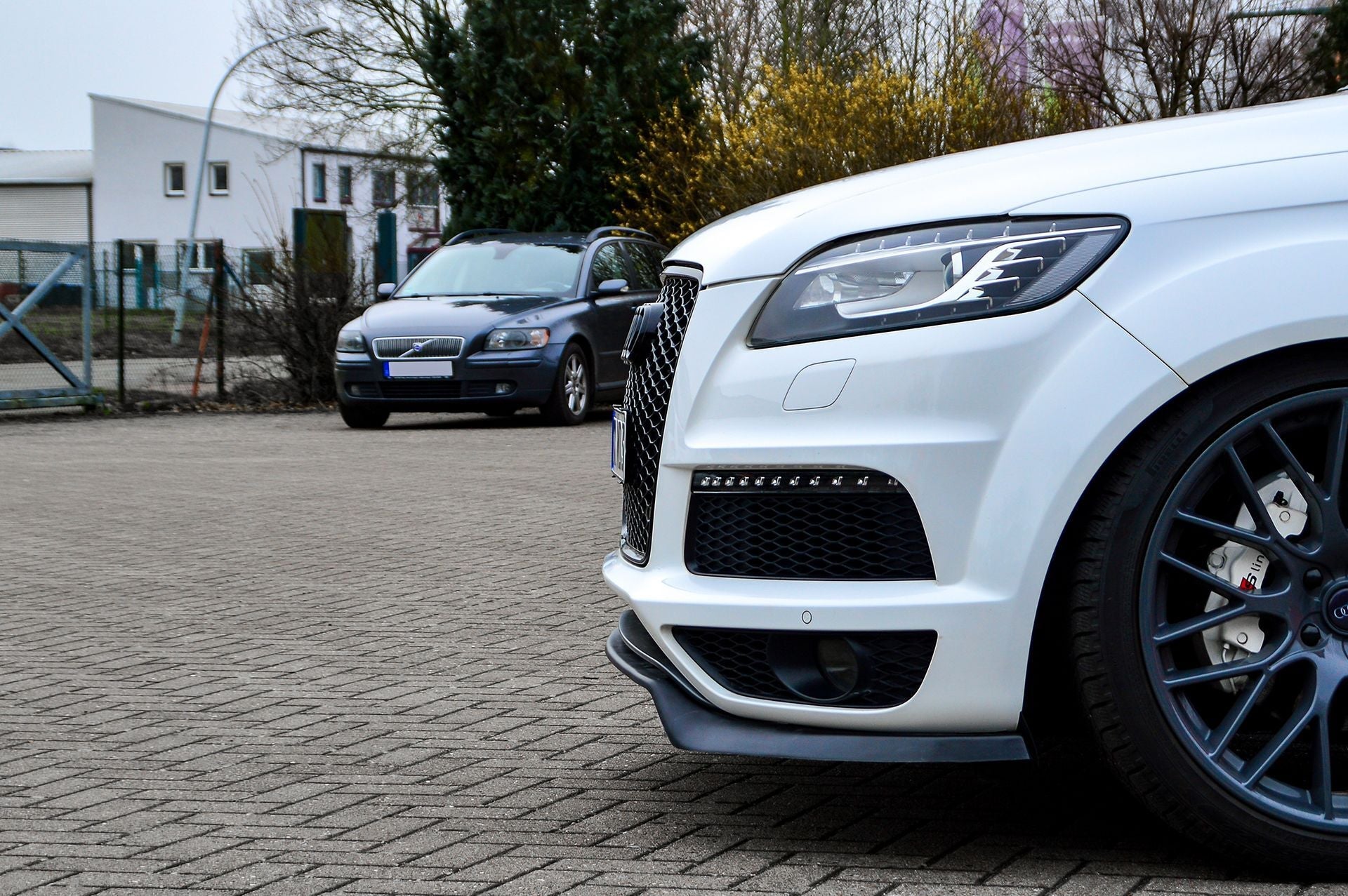 CUP Frontspoilerlippe ABS Audi Q7 4L Bj.: 2009-2015 Schwarz Glanz