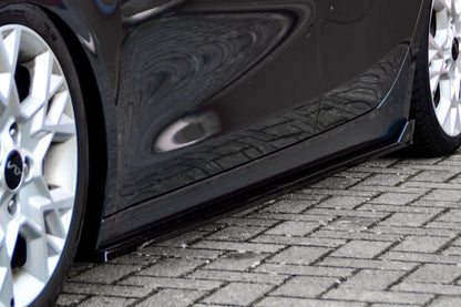CUP Seitenschwellersatz mit Wing hinten Kia Ceed CD Bj.:2021- Schwarz Matt