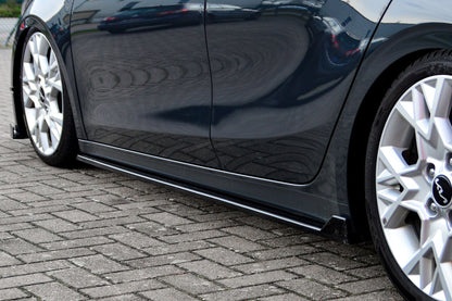 CUP Seitenschwellersatz mit Wing hinten Kia Ceed CD Bj.:2021- Carbon