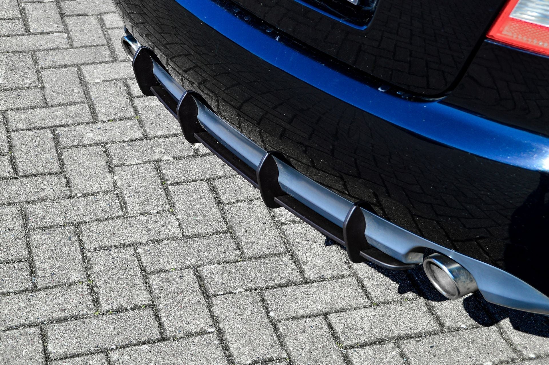 Gefräster Heckansatz Audi A4 Cabrio (8H) B6 Bj.:2002-2006 Schwarz Matt